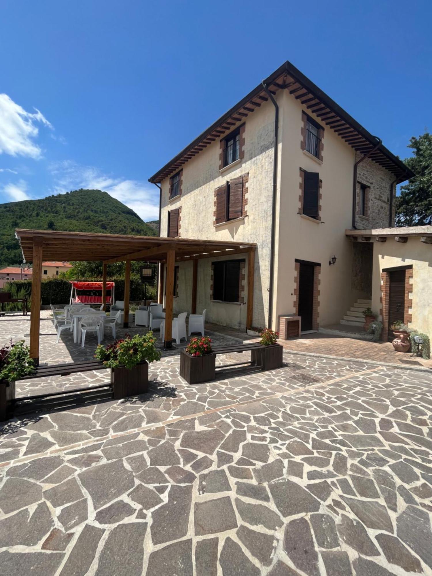 Casa Vacanze Vecchio Frantoio Residenza Moraiolo Spoleto Exteriér fotografie